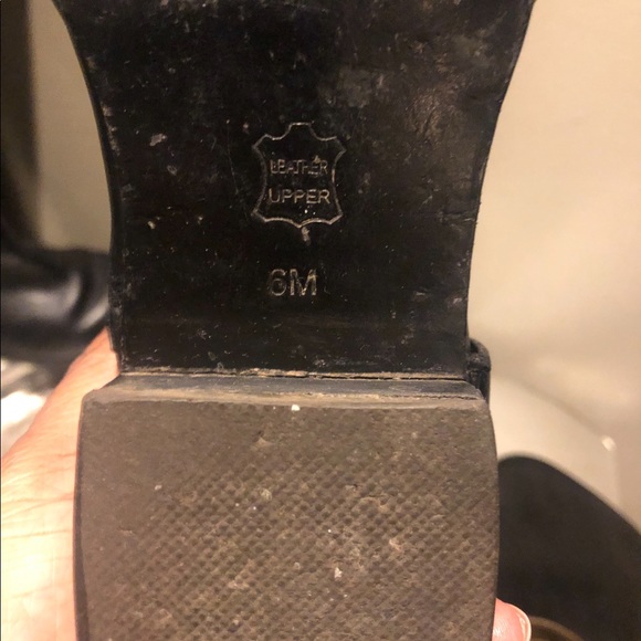 TORY BURCH LEATHER boots GREAT BUY!! - Picture 3 of 3